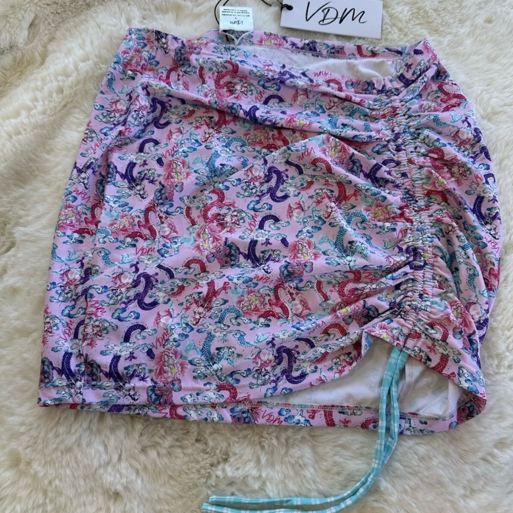 NWT VDM the level pink dragon floral swim cover up mini skirt size small
